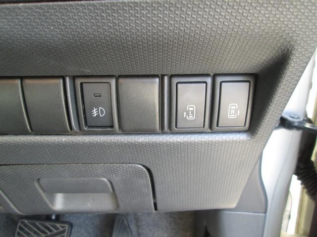 0700045A30250927W00115.jpg