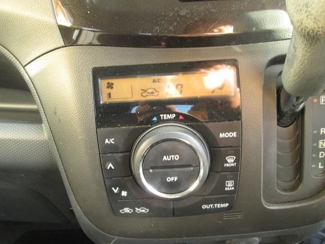 0700045A30250927W00118.jpg