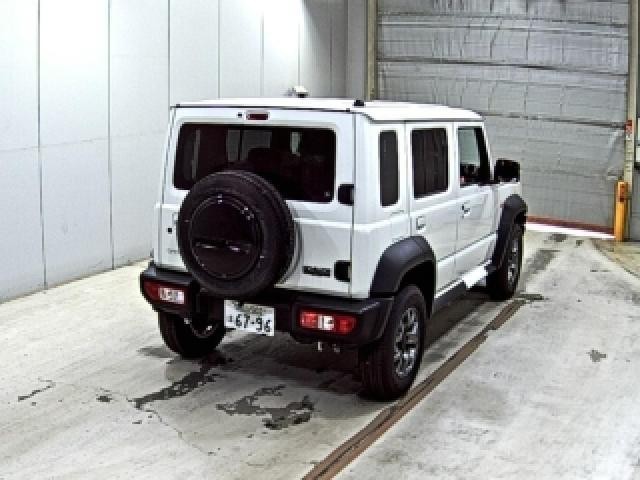 27032566_carP_l_4.jpg