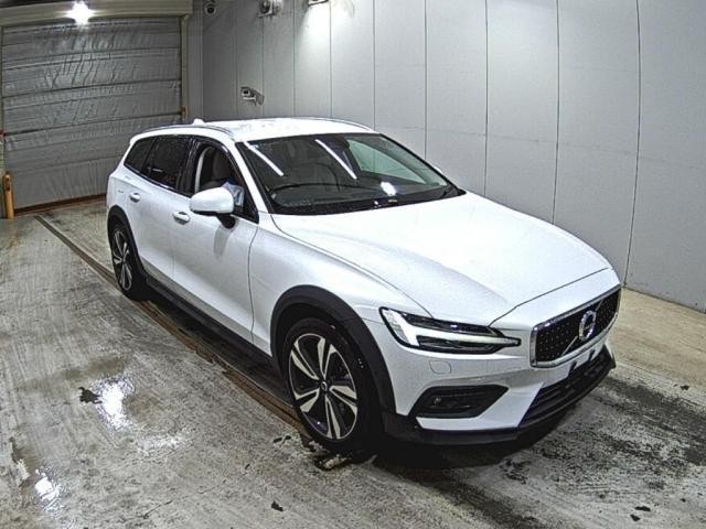 27032648_carP_l_10.jpg