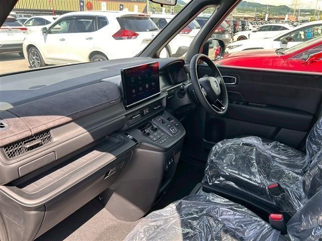 24224486_carP_l_6.jpg