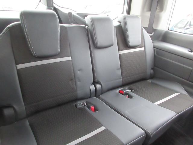 0541410A30261023W00619.jpg