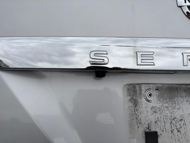 0700045A30260407W00116.jpg
