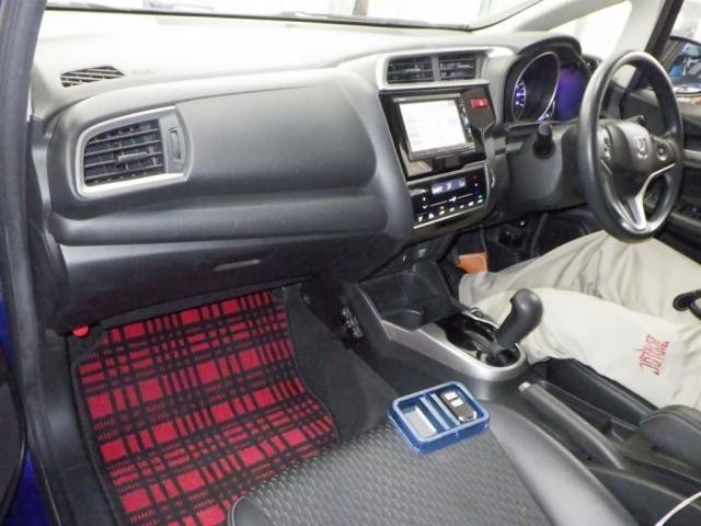 27011295_carP_l_15.jpg