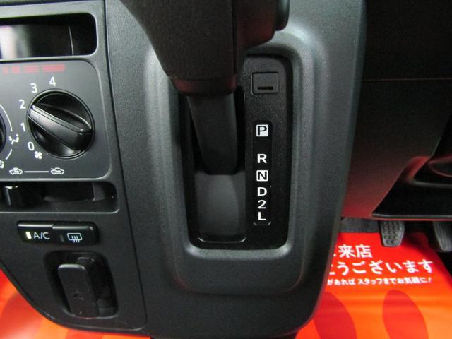 0701563A30251015W00114.jpg