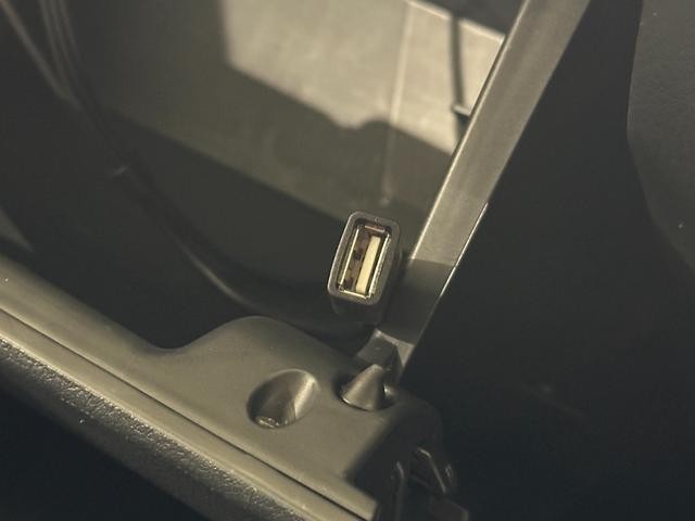 26810165_carP_l_2.jpg