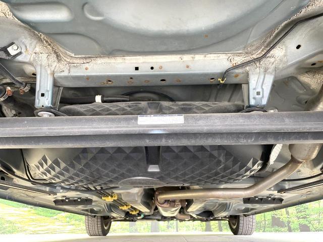 24008649_carP_l_18.jpg