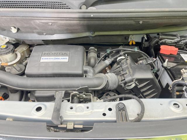 23945220_carP_l_16.jpg