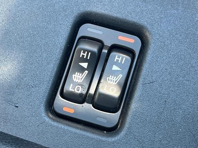 25404627_carP_l_14.jpg