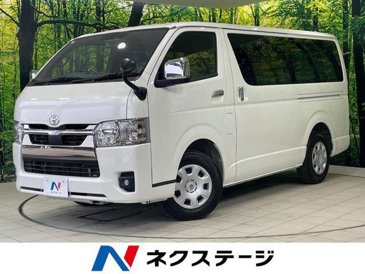 2024 Toyota Hiace, photo 1 of 1