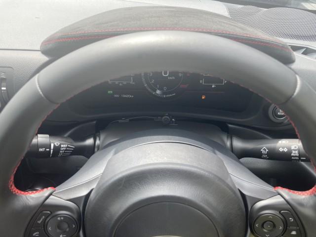 24285131_carP_l_7.jpg