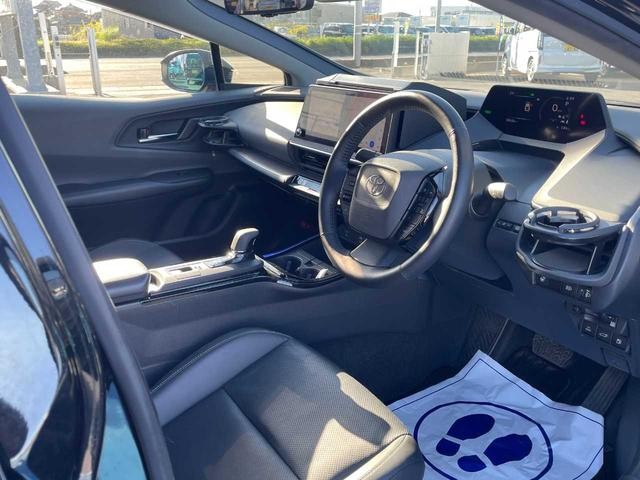 0403970A30261023W00118.jpg