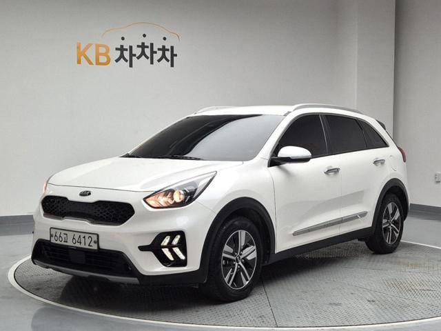 21073745_carP_l_1.jpg