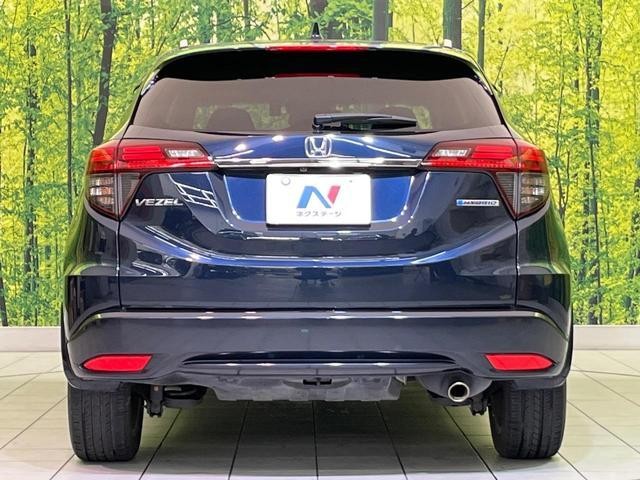 24401071_carP_l_9.jpg