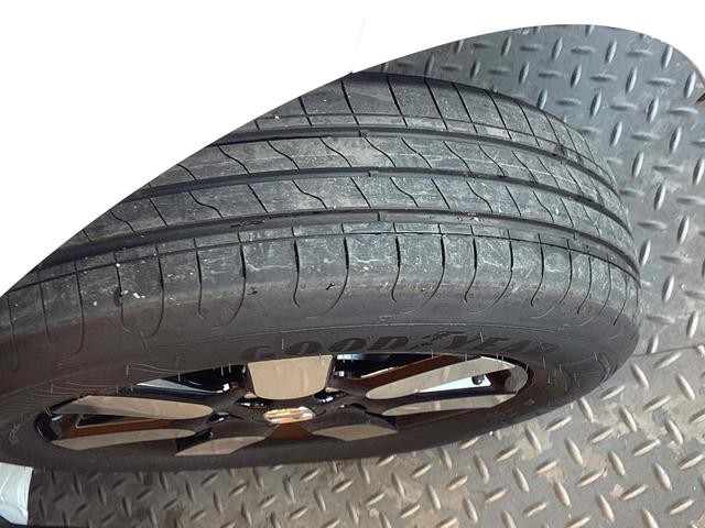 0702758A30260813W00817.jpg