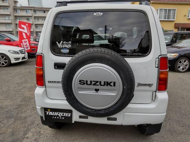 26930699_carP_l_3.jpg