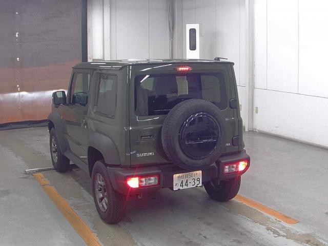 27099841_carP_l_3.jpg