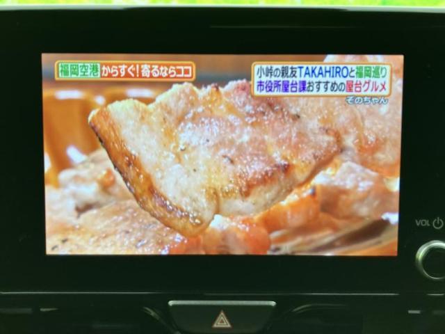 22248004_carP_l_6.jpg