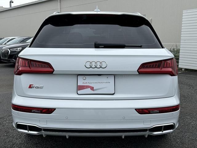 26877178_carP_l_18.jpg