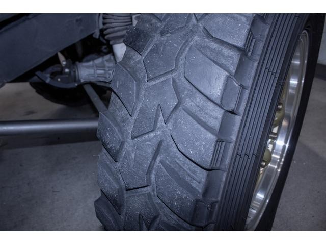 0707815A30260804W00119.jpg