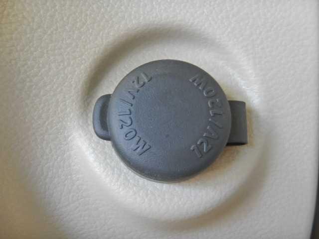 25981125_carP_l_5.jpg