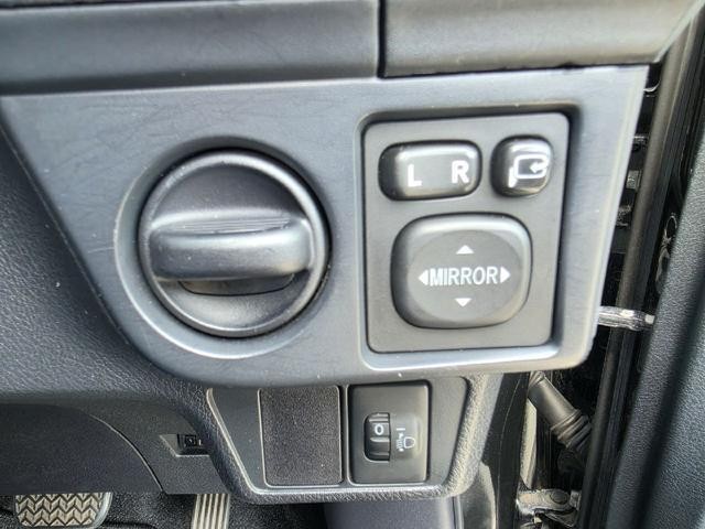 25076402_carP_l_5.jpg