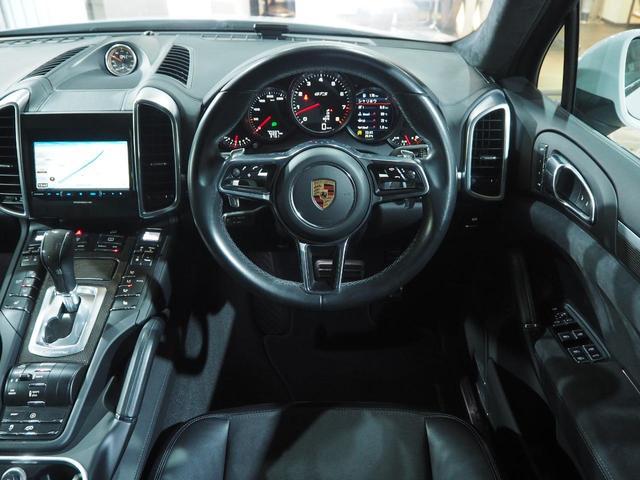 9200528A30240707W00309.jpg