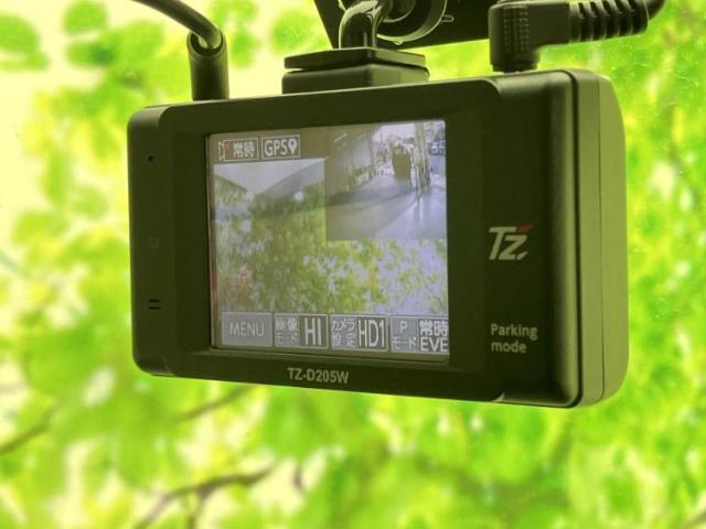 23220326_carP_l_8.jpg