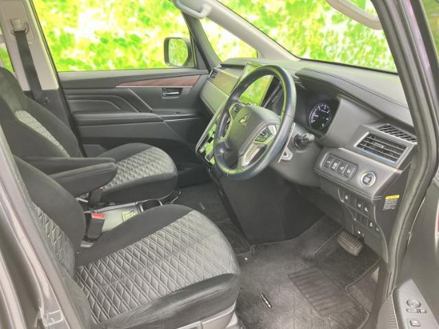 22724852_carP_l_4.jpg