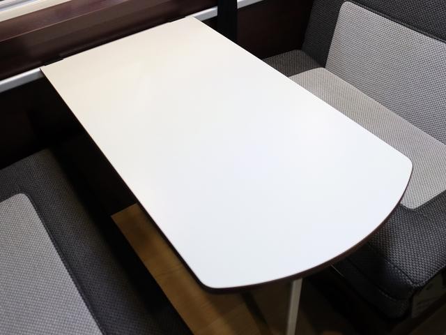 0303041A30260713W00113.jpg