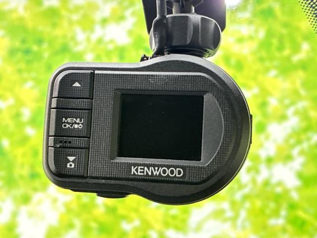 23700205_carP_l_8.jpg