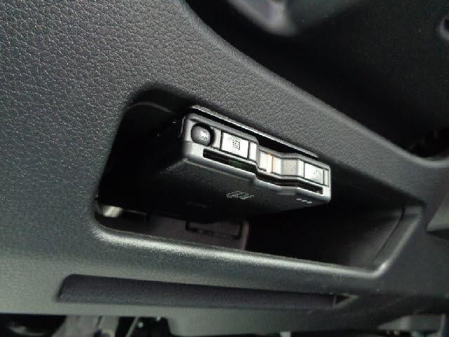 26380761_carP_l_19.jpg