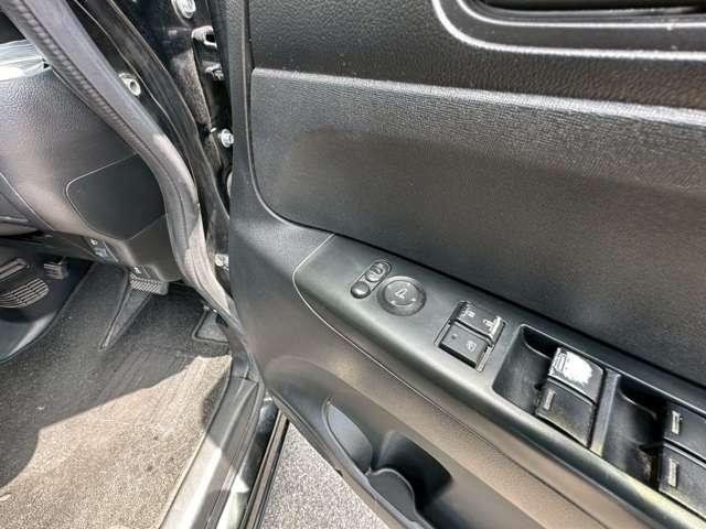 25286694_carP_l_18.jpg