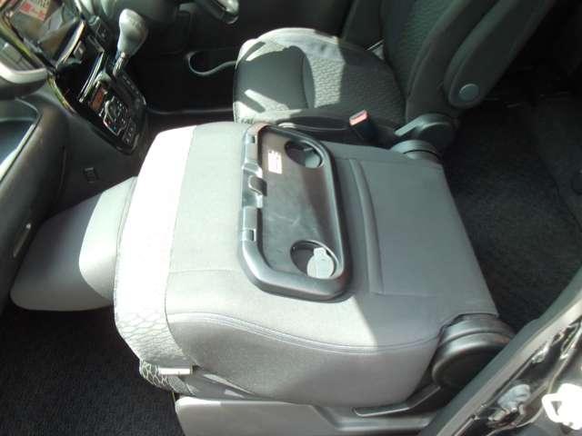 23397476_carP_l_7.jpg