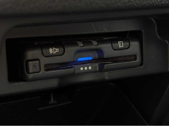 25834267_carP_l_18.jpg