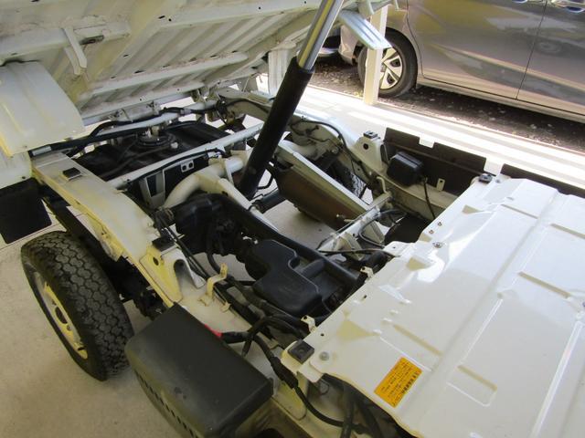 0560837A30260304W00717.jpg