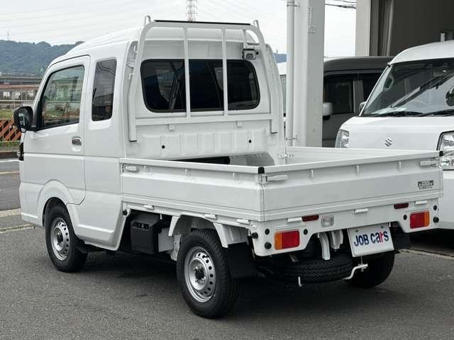 24457268_carP_l_9.jpg