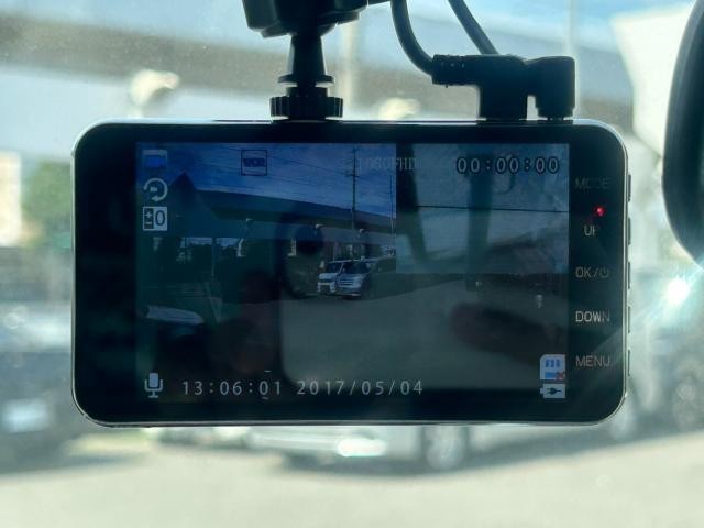25968133_carP_l_6.jpg