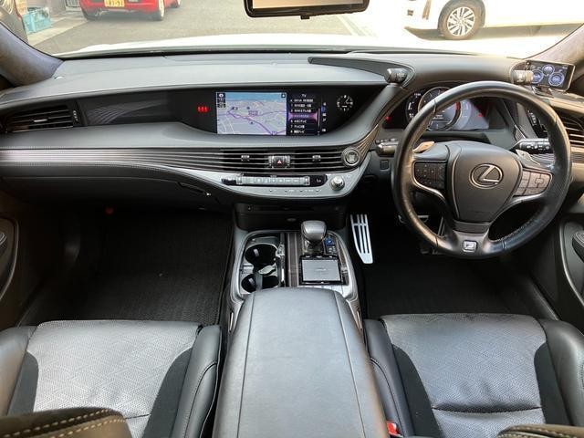 25384951_carP_l_8.jpg