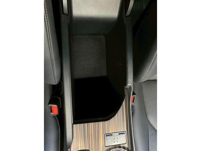 22656622_carP_l_20.jpg