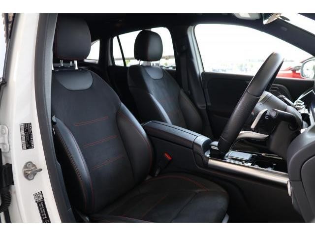 25264098_carP_l_13.jpg