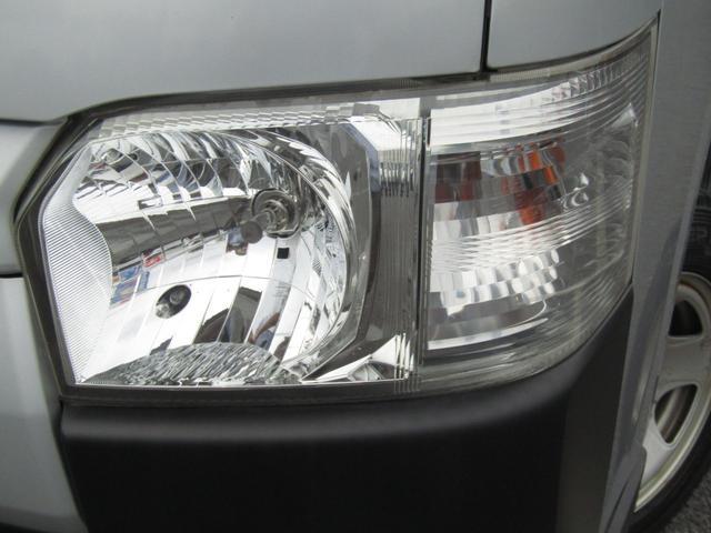 0505254A30251004W00713.jpg