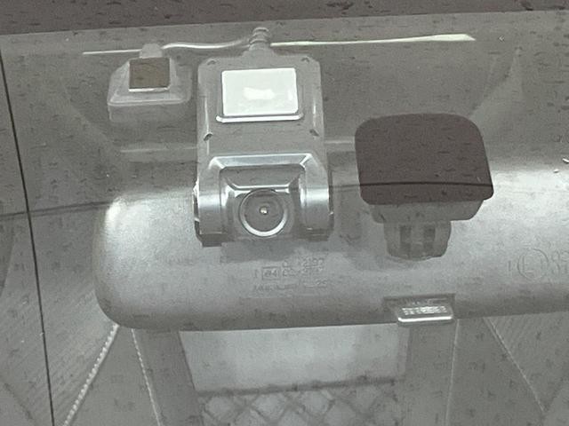 26773455_carP_l_13.jpg