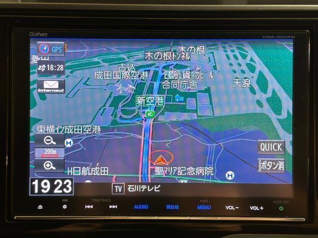 25194766_carP_l_3.jpg