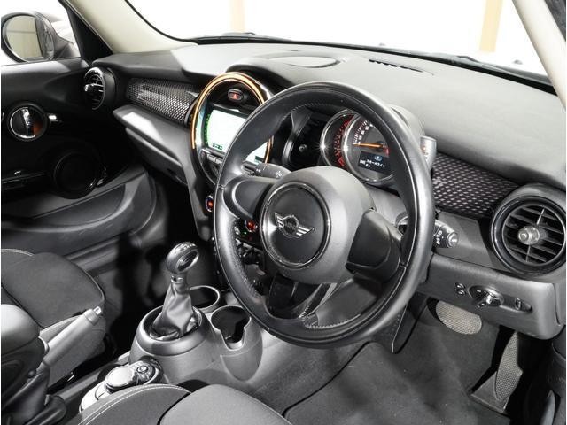 26838000_carP_l_11.jpg