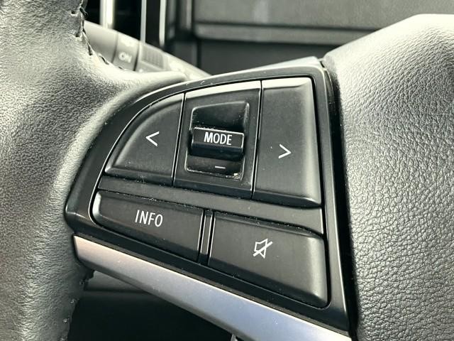 26111306_carP_l_8.jpg