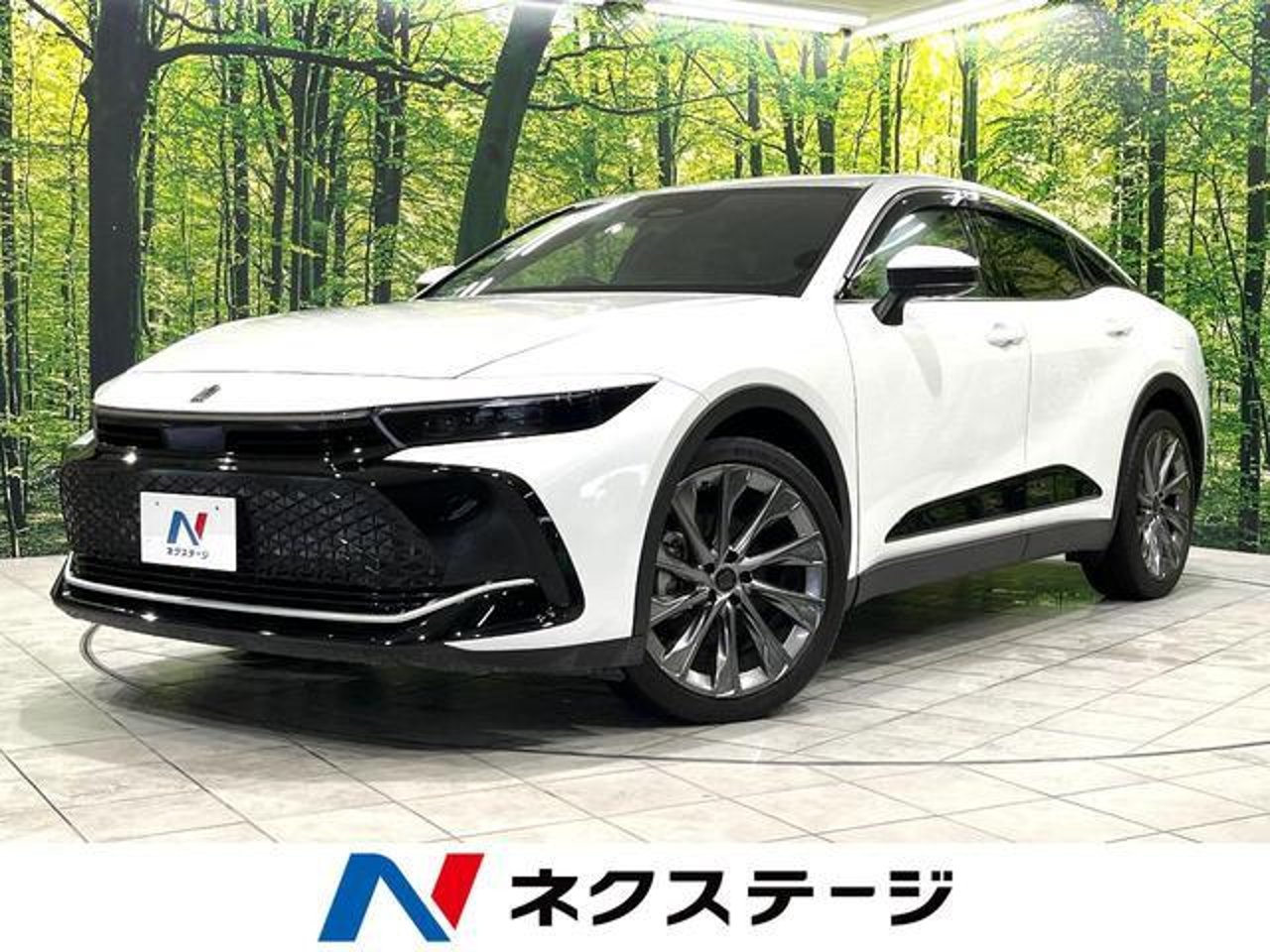 2023 Toyota Crown, photo 1 of 1