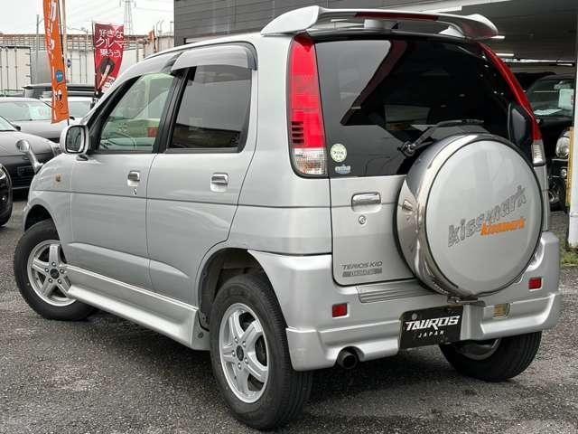 26912776_carP_l_9.jpg