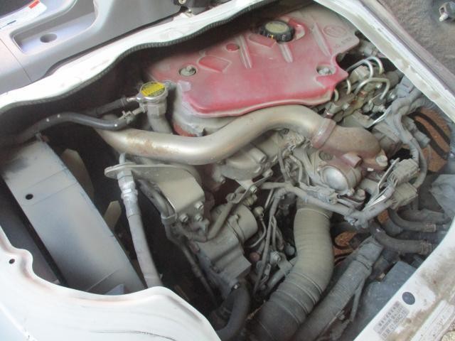 25405825_carP_l_13.jpg