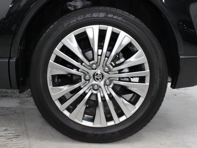 26844314_carP_l_8.jpg